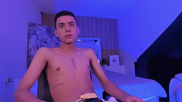 MathewAdamss élő XXX-chatje