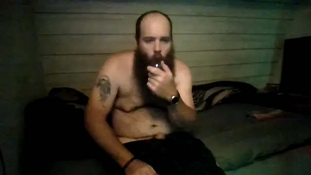 ThisGuy42o's Live XXX Chat