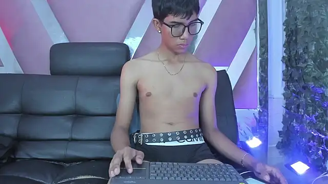 KevCokk Webcamshow