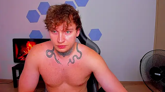 Chris_Tyson Live XXX Chat
