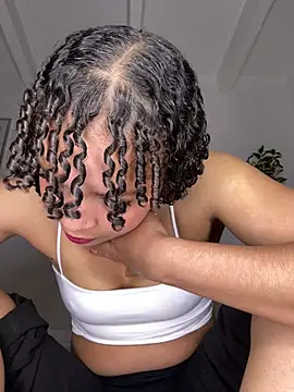 Онлайн чат XXX Yasmin777_