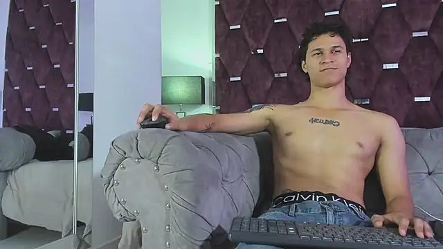 TonyBenedetti Chat XXX in diretta