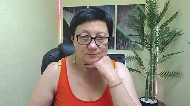 Chat +18 de EmilyL0ve ao vivo