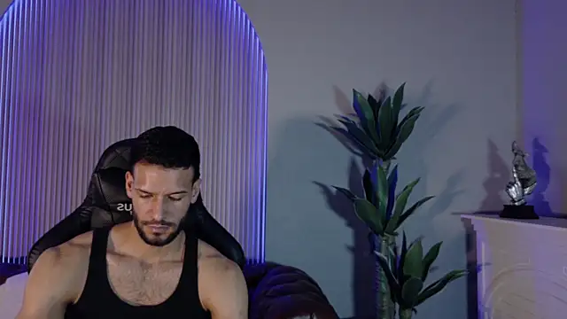 Онлайн чат XXX Jacob_Benelli