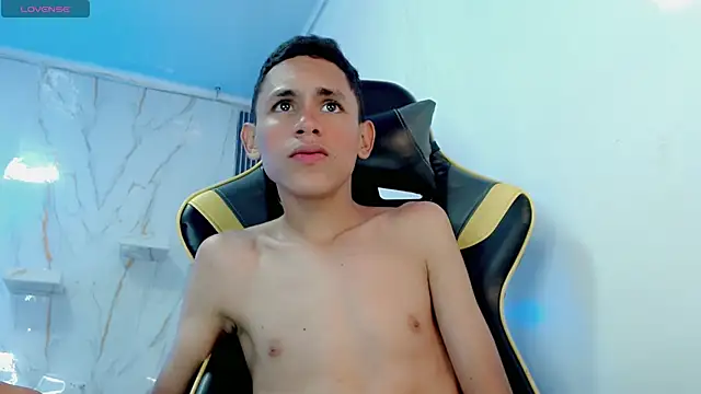 sombra_18 网络视讯表演