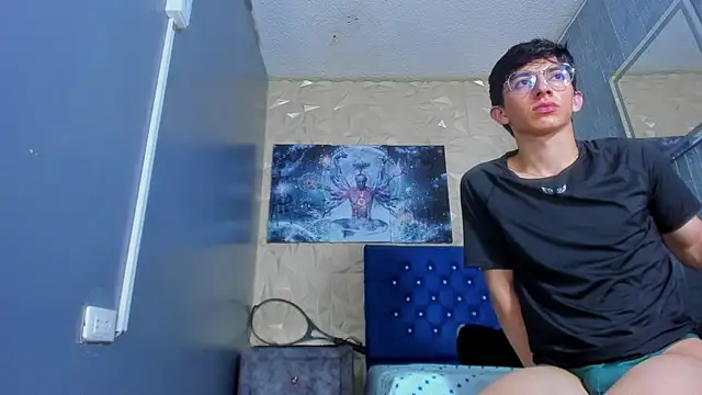 XXX chat uživo modela ElanGiraldo