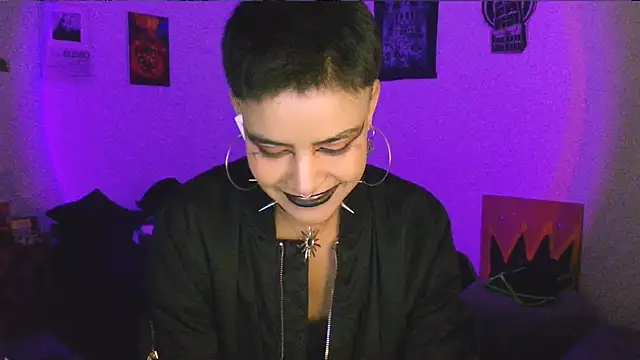alex_one888 élő XXX-chatje