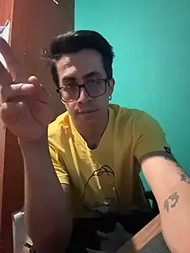 Онлайн чат XXX Andy_n_cat