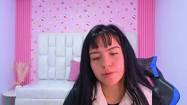 XXX chat uživo modela sarita_09_s