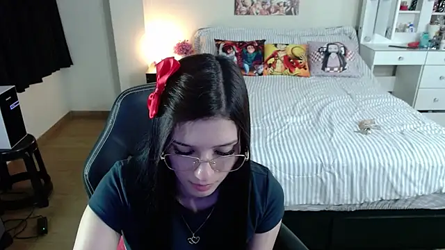 kittykat18x 即時 XXX 聊天