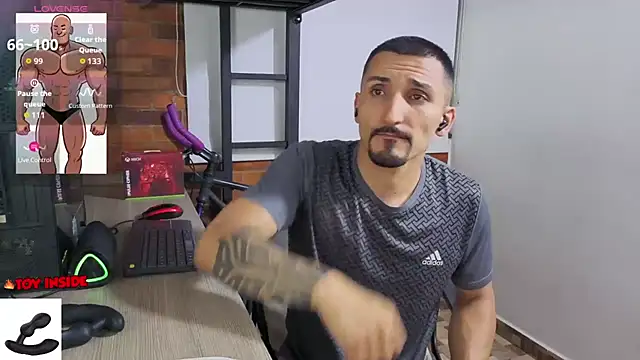 Marck_Muscle Adlı Modelin Canlı XXX Sohbeti