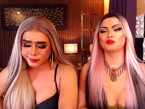 دردشة MariaSofiaLoveTS الجنسية المباشرة