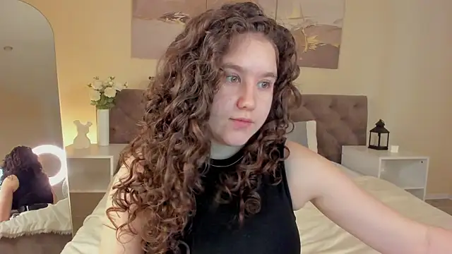 Ariella_Sol – Naživo XXX chat