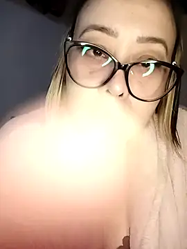 lualviz Live XXX Chat