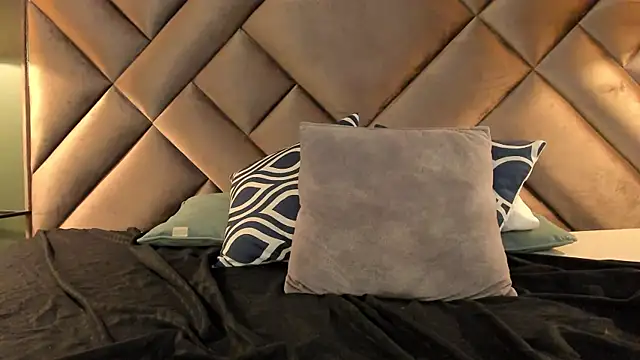 Rache_Roth's Live XXX Chat