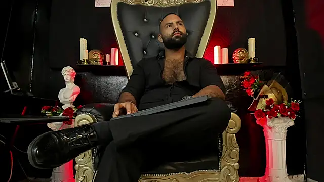 Онлайн чат XXX BeardAndrew