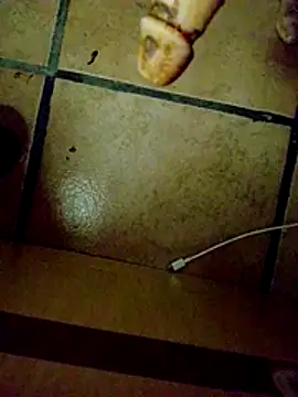XXX chat uživo modela Chikitron98
