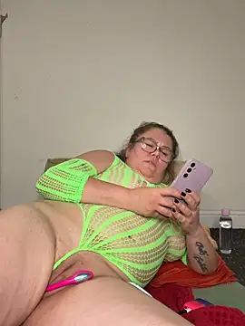 LadySaraNoir's Live XXX Chat