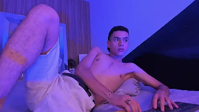 Chat XXX ao vivo de MathewAdamss