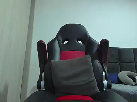 Chat +18 de Alexander_Martines ao vivo