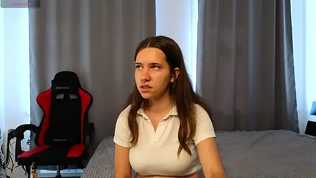 Molly_Miavkan Live XXX chat