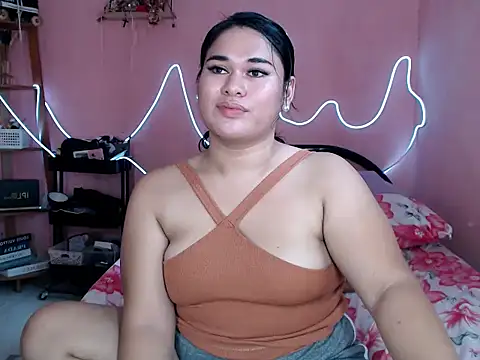 Miss_RebeccaLove Chat XXX in diretta