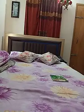 Chat +18 de Tanha18 ao vivo
