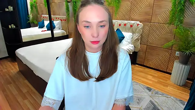 TrueReincarnation's Live XXX Chat