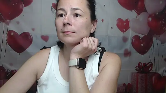 MarieSho: онлайн-секс-чат