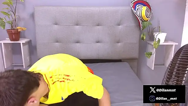 Kevin_Tupe's Live XXX Chat