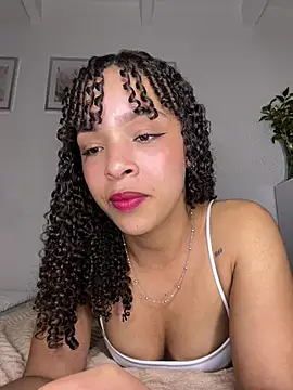 Yasmin777_ – Live XXX-chat