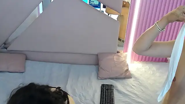 oblivionlove Live XXX Chat