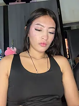 Itze_Mua Chat XXX in diretta