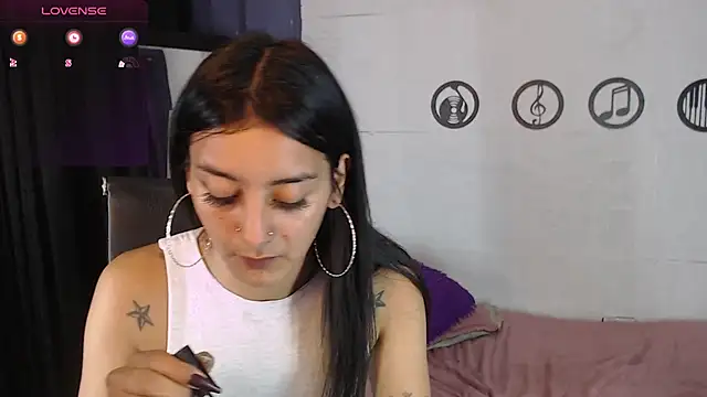 צ'אט XXX בשידור חי של skinny_Yizz