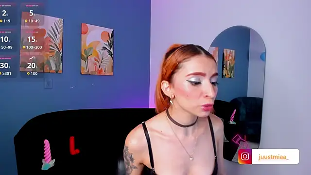 Justmia69's Live XXX Chat