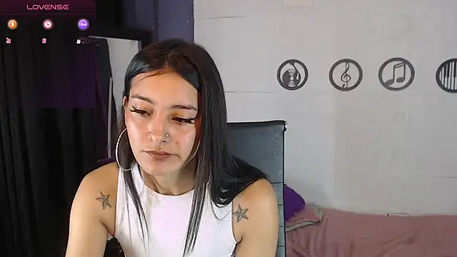skinny_Yizz Chat XXX in diretta