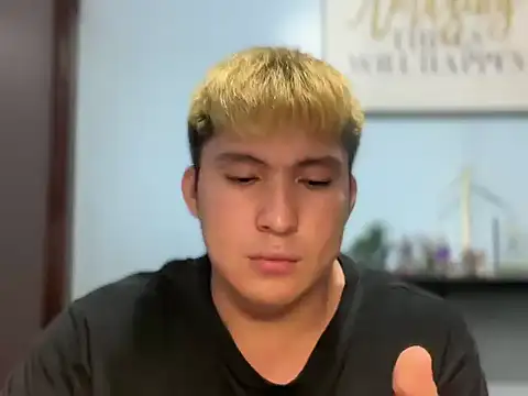 Kingdirtyfog live XXX chat