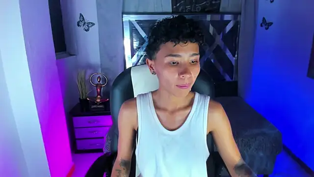XXX chat uživo modela nova_sex01