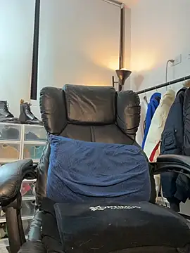DimitriSullivan_ 即時 XXX 聊天