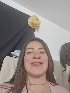 Emily_Kooper XXX чат на живо