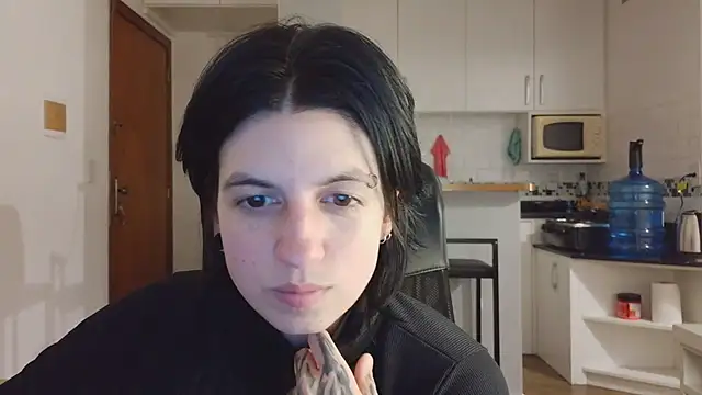 kyslranan Live XXX chat
