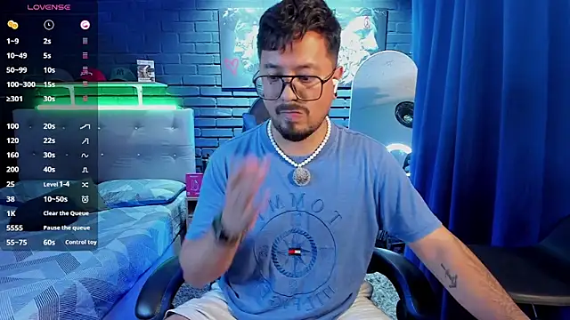 DaviidEvans_ Live XXX Chat