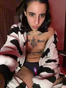Chat XXX ao vivo de Poison_Ivy_29