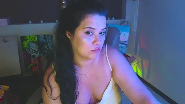 Malika_uAngel Adlı Modelin Canlı XXX Sohbeti