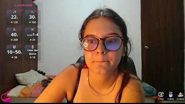 MadieeLorez's Live XXX Chat
