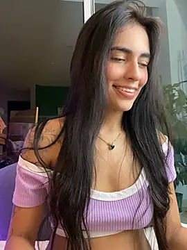 DaphneUwu's Live XXX Chat