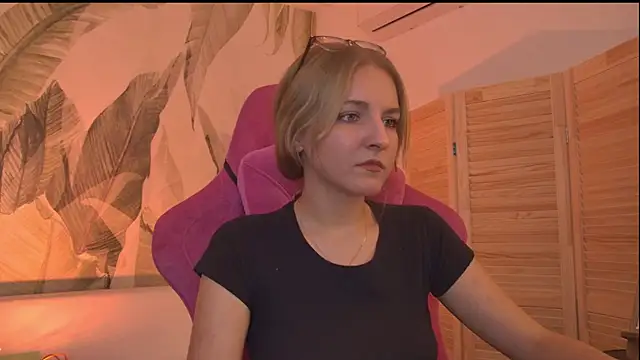 ViolaMore's Live XXX Chat