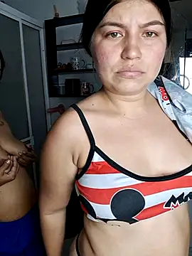 royalgirls_x Chat XXX live
