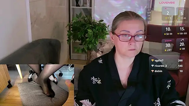 Alexandra_Kind 라이브 XXX 채팅