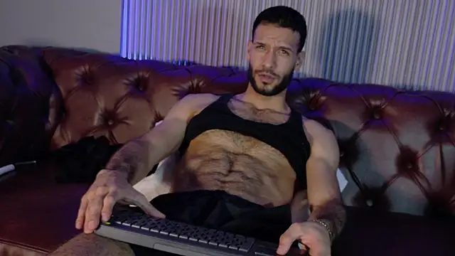 Jacob_Benelli Chat XXX in diretta